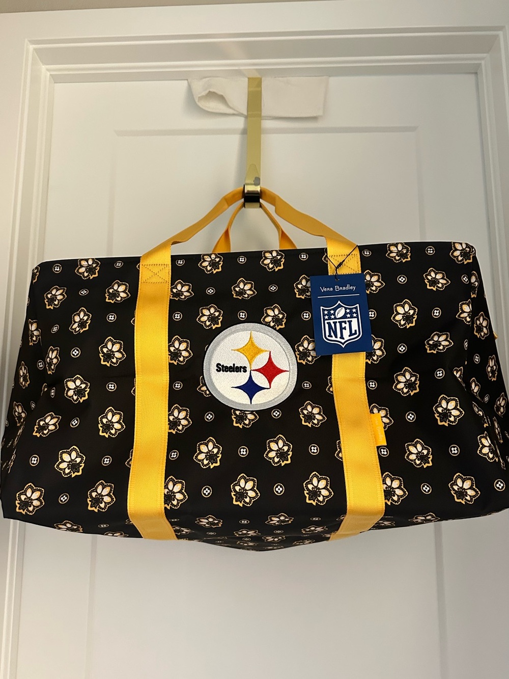 Pittsburgh Steelers Vera Bradley NFL Large Car Tote NWT